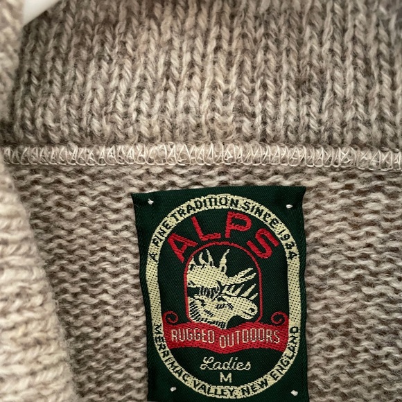 Vintage ALPS Rugged Outdoors Wool Cardigan - Picture 3 of 12